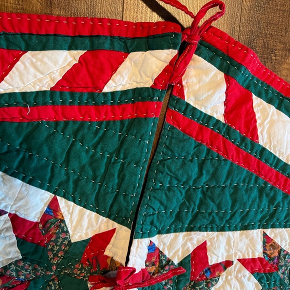 Quilted Christmas Tree Skirt Vintage Homemade 48” Handmade Star Pattern Classic - Picture 4 of 15